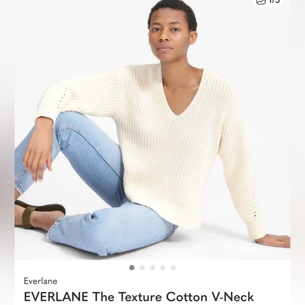 Everlane Textured V-Neck Sweater in Cream Size S Worn Once